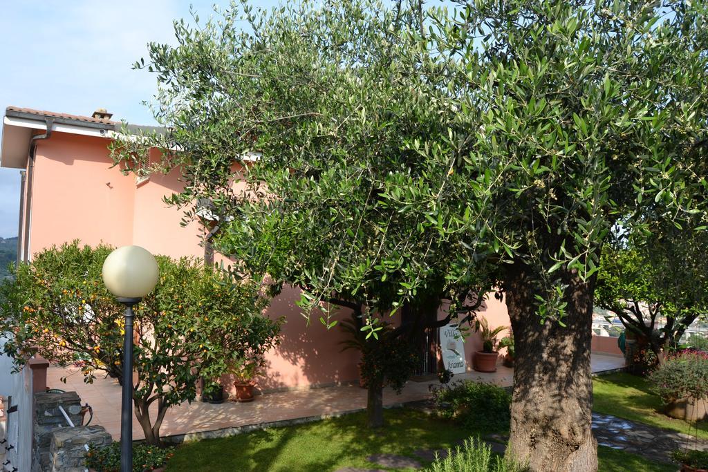 Azienda Agrituristica Villa Arianna Imperia Esterno foto